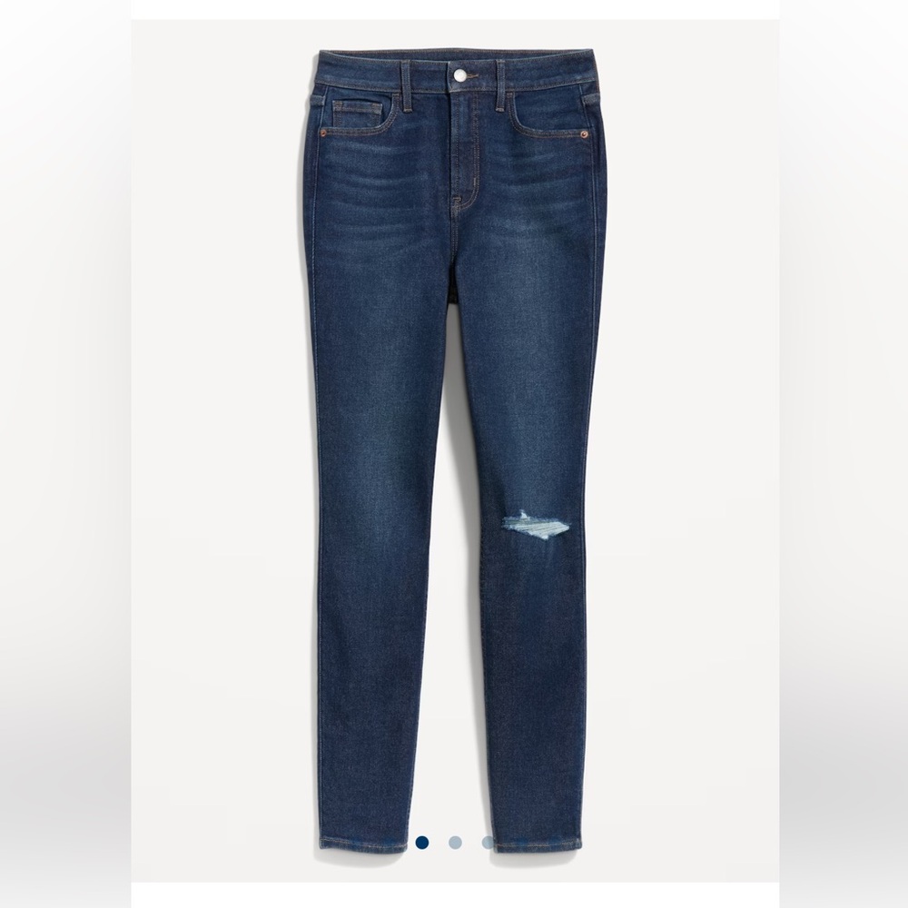 Medium wash boyfriend skinny jeans